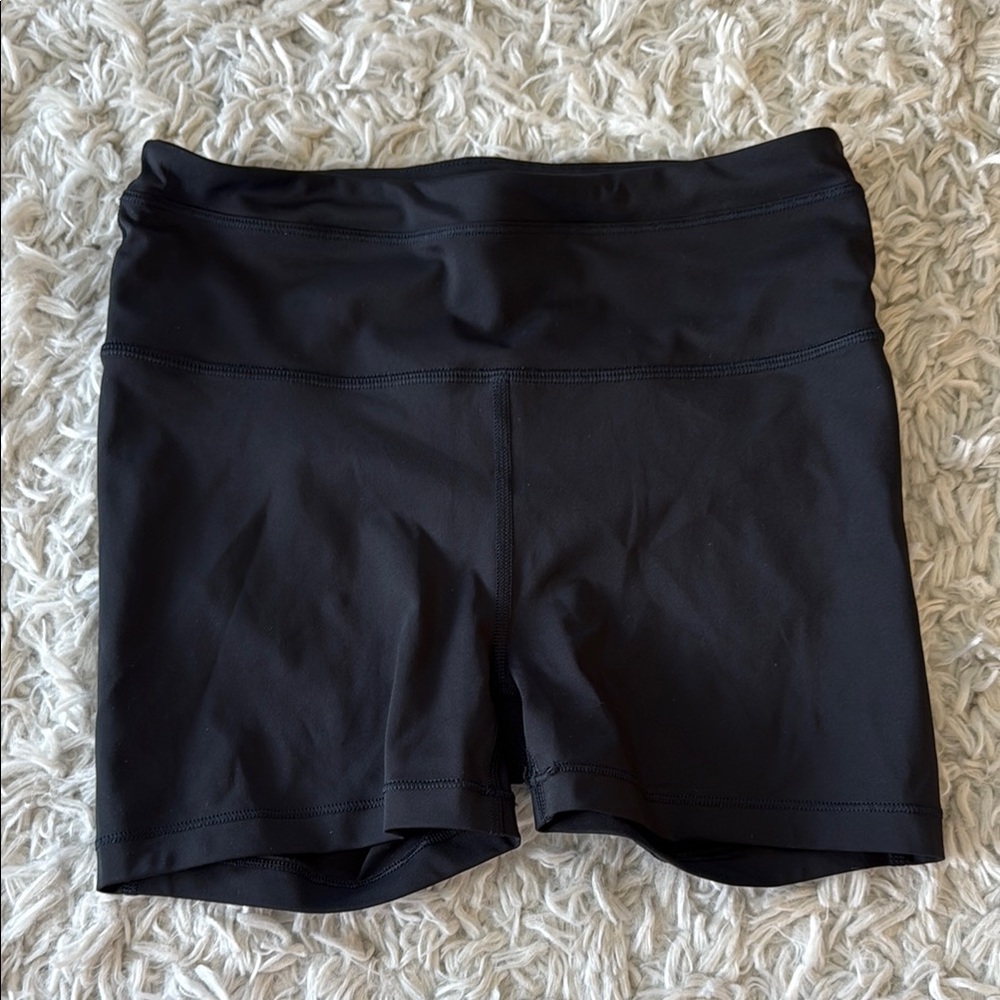 Athleta Black Accelerate Shortie Bike Shorts
